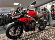 APRILIA TUONO 660