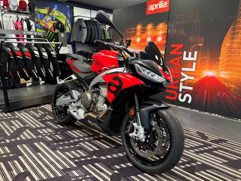 APRILIA TUONO 660