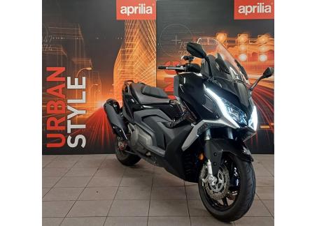 KYMCO AK 550