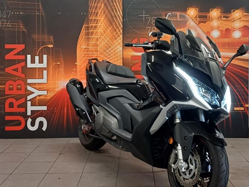 KYMCO AK 550